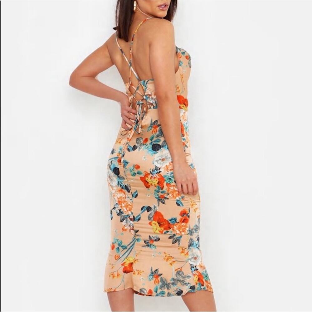 NWT Boohoo Satin Floral Cowl Flute Hem Slip Dress Size 4